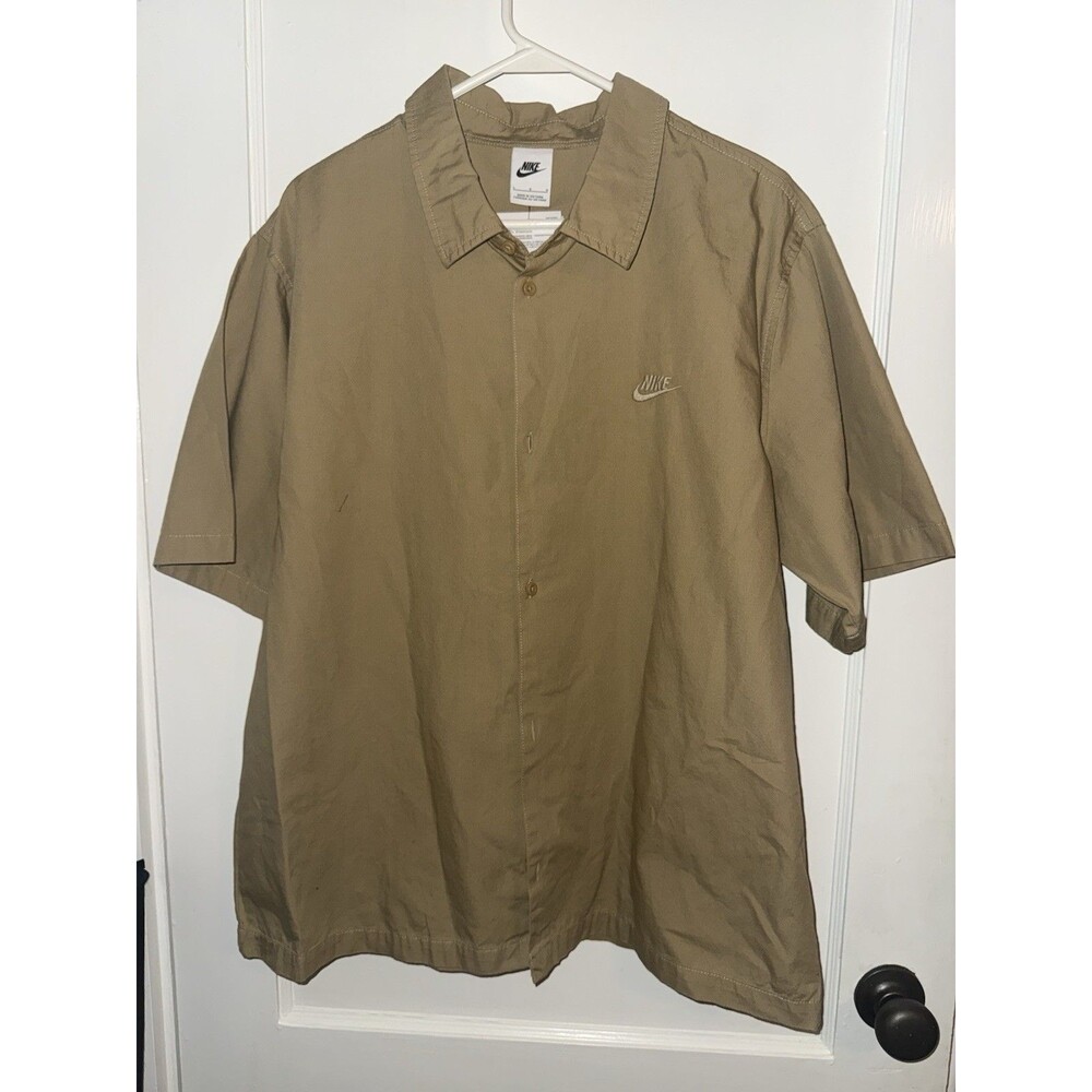 HJ2029-297 Nike Club Oxford Button Up Shirt Sleeve Short Khaki Mens Sz Large NWT